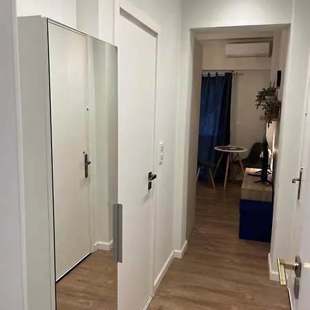 Panos Downtown Flat Volos