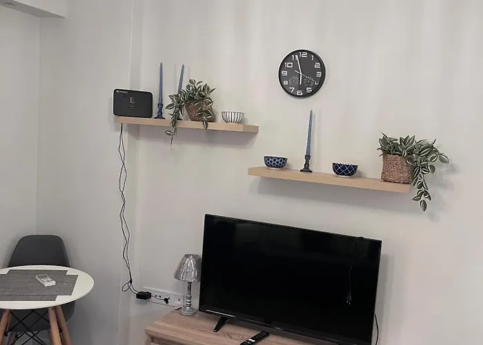 Panos Downtown Flat Apartament *